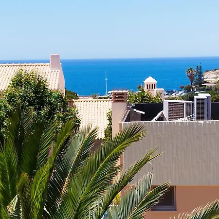 Golden Horizon * Porches (Algarve)